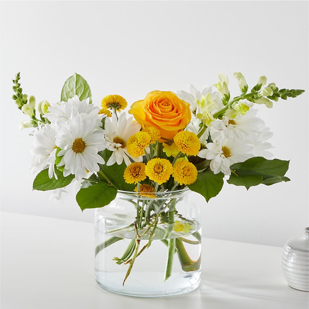 Sun Salutation Bouquet – Berkeley Florist, Moncks Corner SC