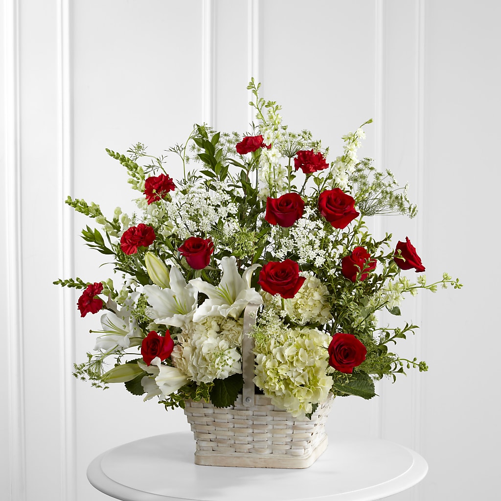 In Loving Memory Arrangement – Berkeley Florist, Moncks Corner SC
