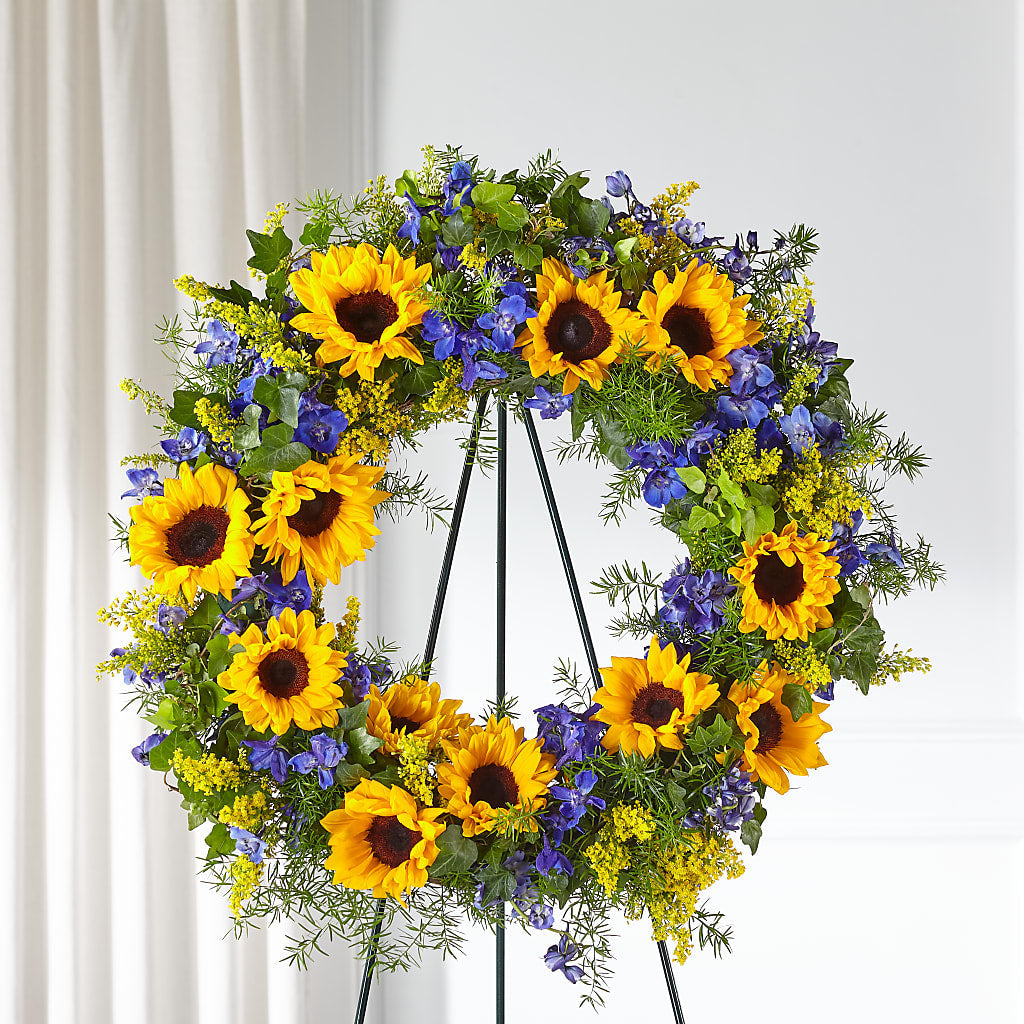 Bright Rays Wreath – Berkeley Florist, Moncks Corner SC