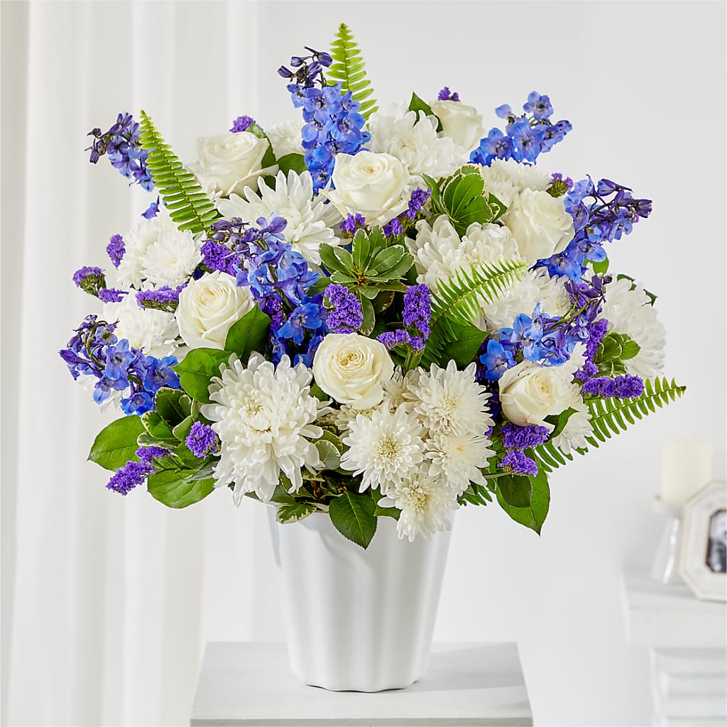 Hold Dear Tabletop Basket – Berkeley Florist, Moncks Corner SC