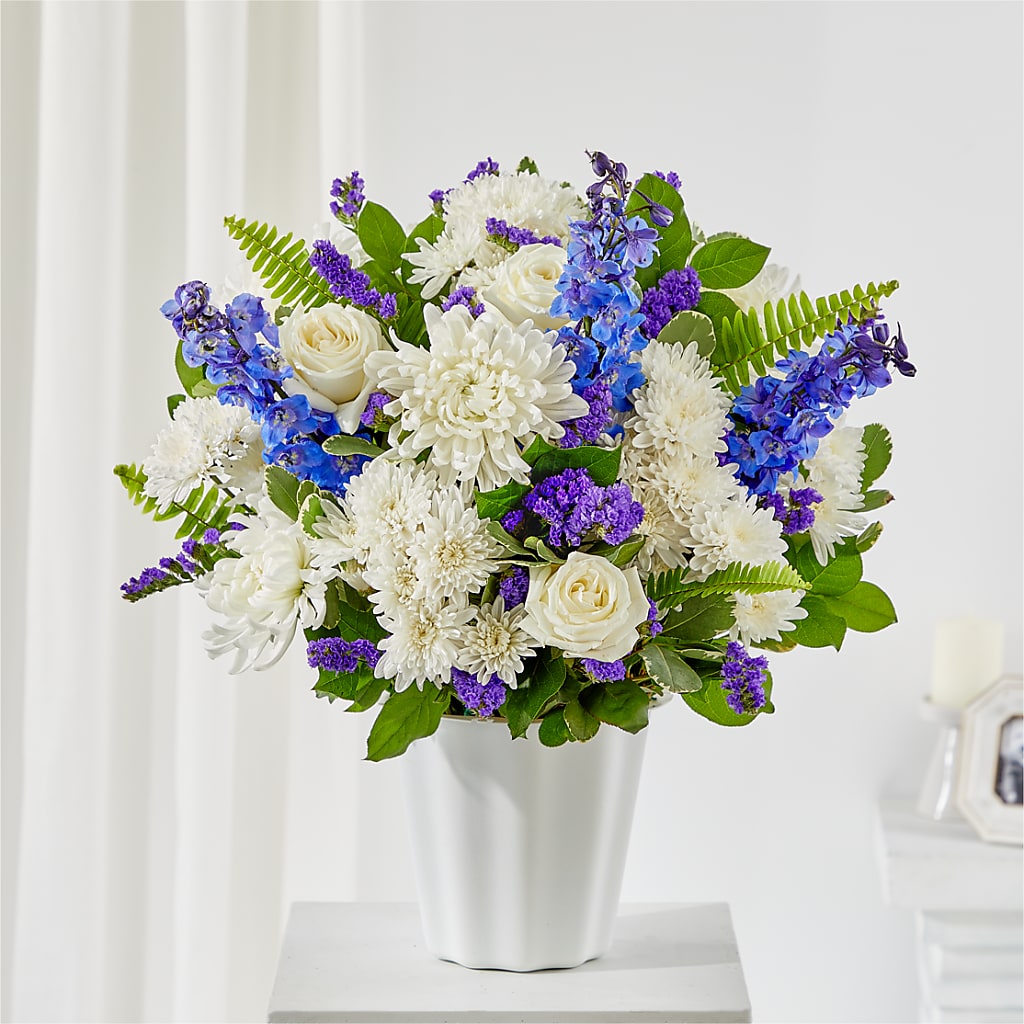 Hold Dear Tabletop Basket – Berkeley Florist, Moncks Corner SC