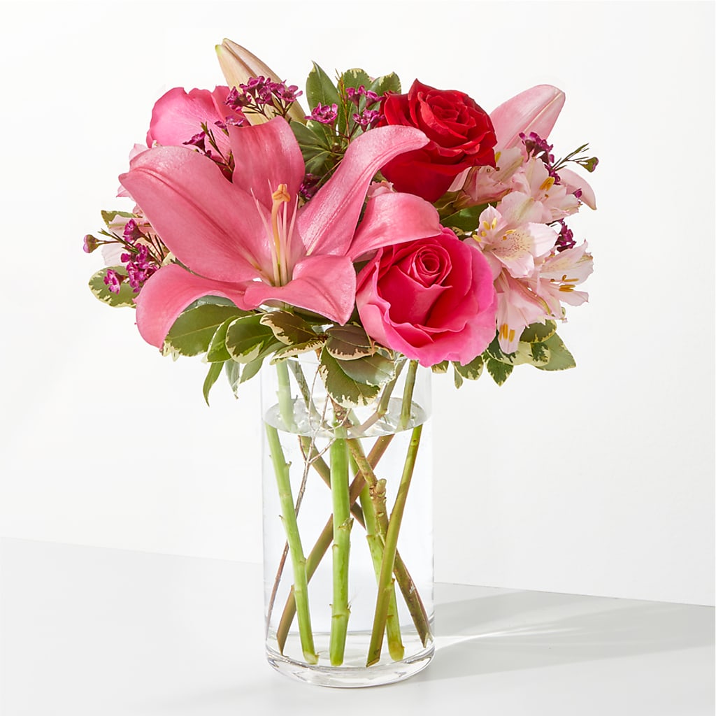 Lucky in Love Bouquet – Berkeley Florist, Moncks Corner SC