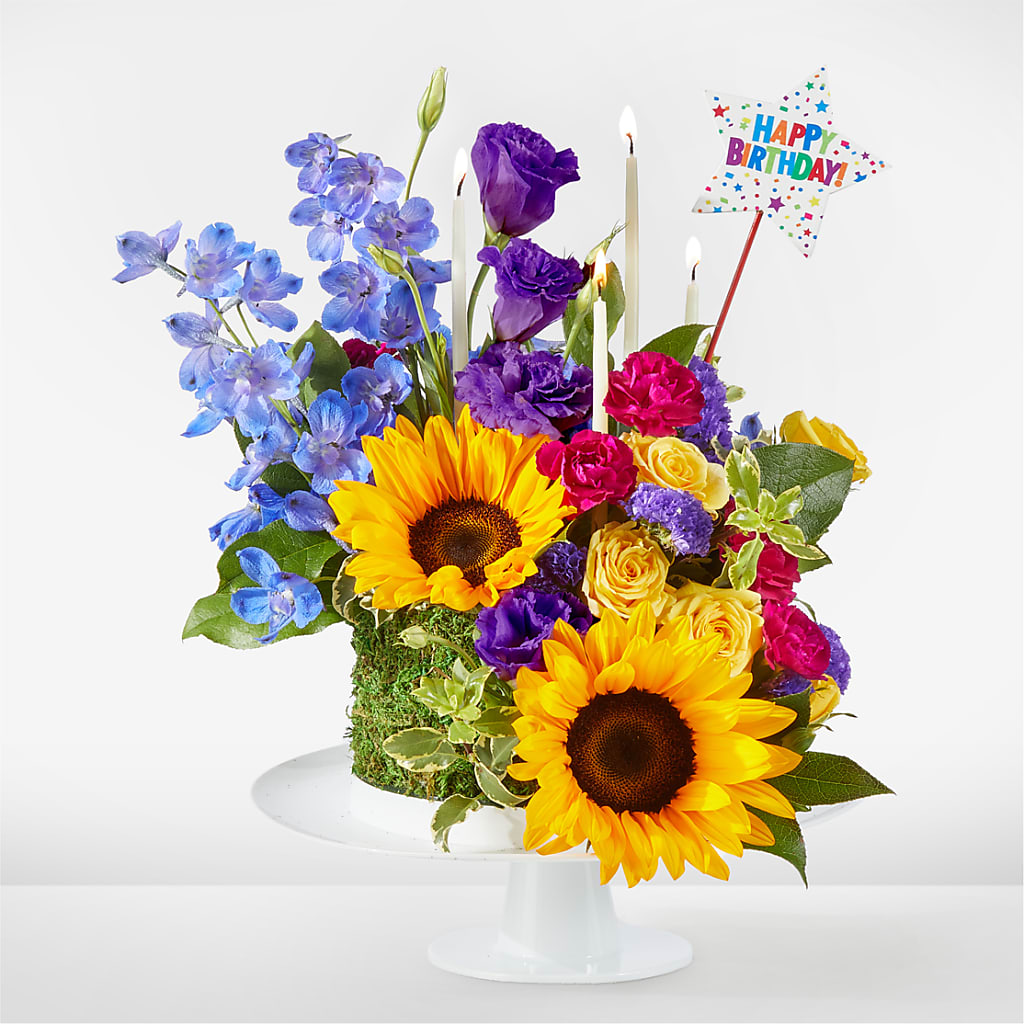 Star of the Day Floral Cake – Berkeley Florist, Moncks Corner SC