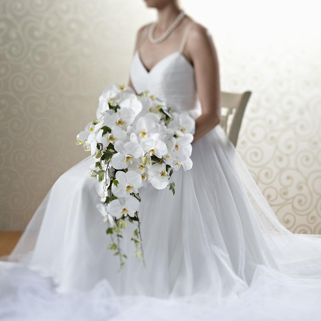 Classic White Bouquet – Berkeley Florist, Moncks Corner SC