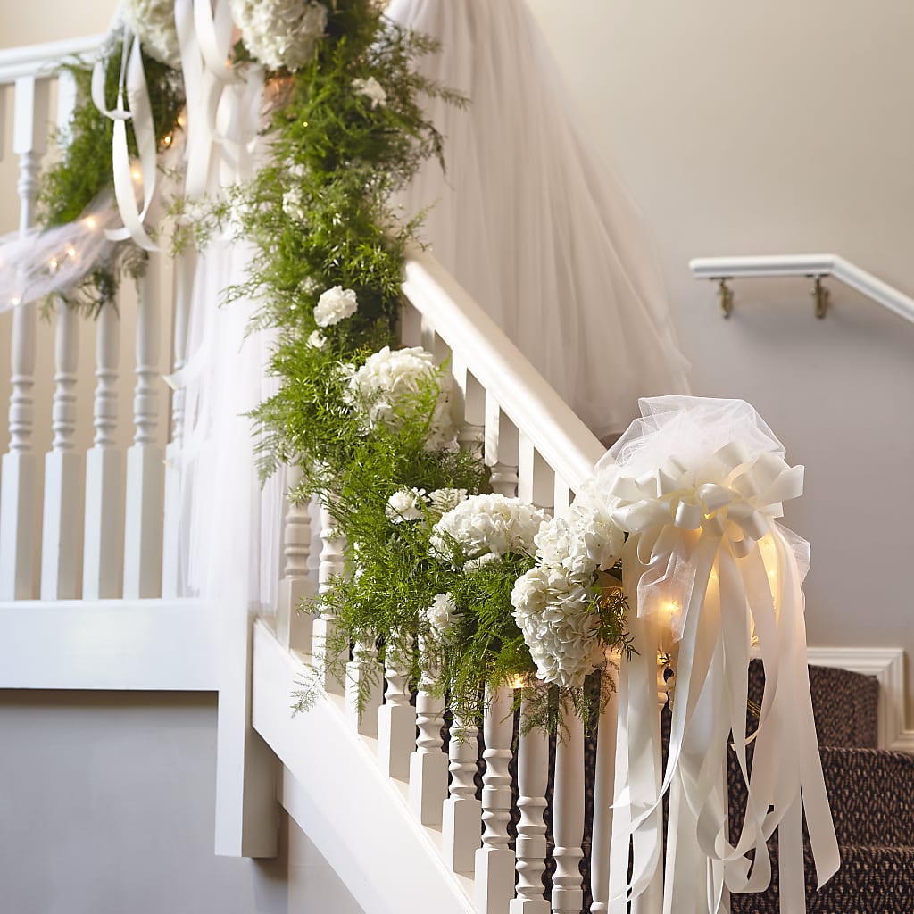 Champagne Dreams Garland – Berkeley Florist, Moncks Corner SC