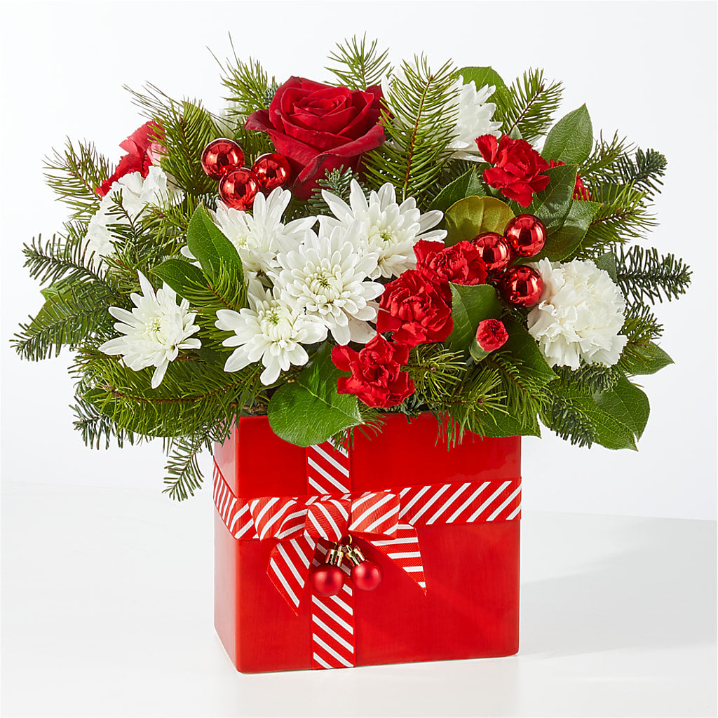 Presents Under the Tree Bouquet –  Berkeley Florist, Moncks Corner SC