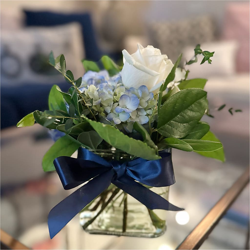Sky Blue Delight Bouquet –  Berkeley Florist, Moncks Corner SC