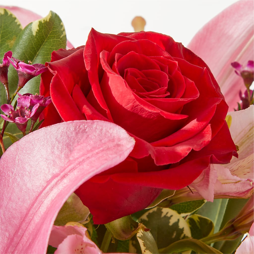 Lucky in Love Bouquet –  Berkeley Florist, Moncks Corner SC