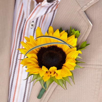 Free Spirit Boutonniere –  Berkeley Florist, Moncks Corner SC